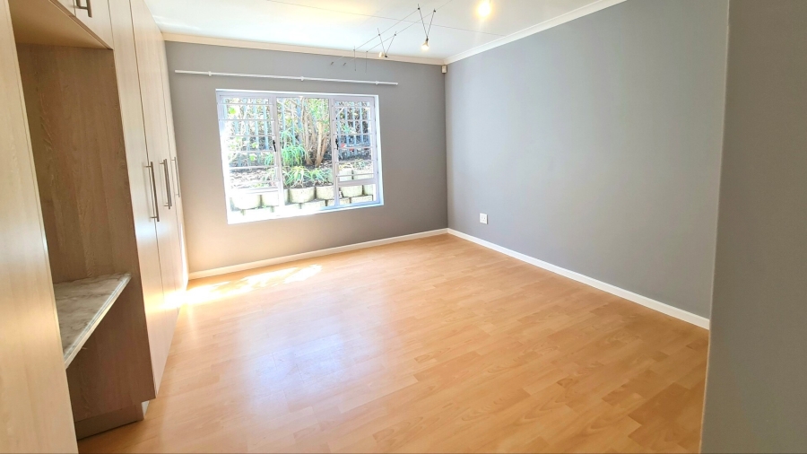 To Let 3 Bedroom Property for Rent in Old Place Western Cape